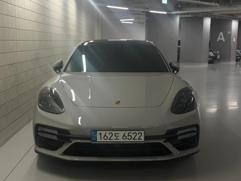 Porsche Panamera 4.0 GTS — пробег 56 500 км — фото 1 из 5