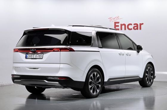 Kia Carnival Gasoline 9-Seater Signature — пробег 65 984 км — фото 2 из 5