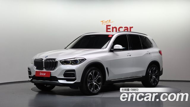 BMW X5 xDrive 40i xLine — пробег 85 385 км — фото 1 из 5