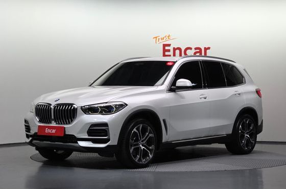 BMW X5 xDrive 40i xLine — пробег 85 385 км — фото 1 из 5
