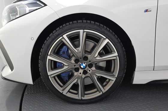 BMW 1-Series M135i xDrive — пробег 27 081 км — фото 5 из 5