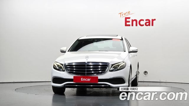 Mercedes-Benz E-Class из Кореи Encar