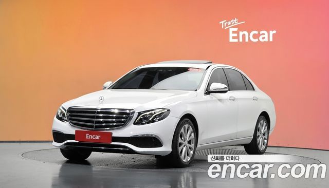Mercedes-Benz E-Class из Кореи Encar