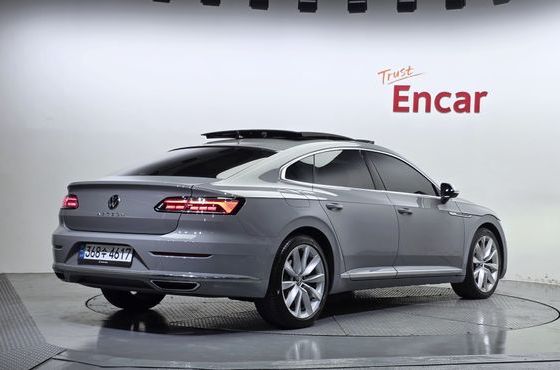 Volkswagen Arteon 2.0 TDI Prestige — пробег 38 503 км — фото 2 из 5