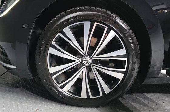 Volkswagen Arteon 2.0 TDI Premium — пробег 134 730 км — фото 5 из 5