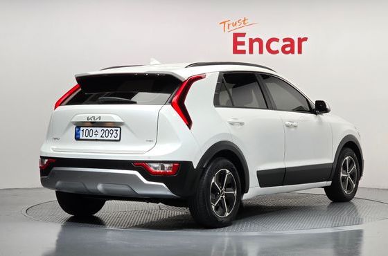 Kia Niro Trendy — пробег 159 416 км — фото 2 из 5
