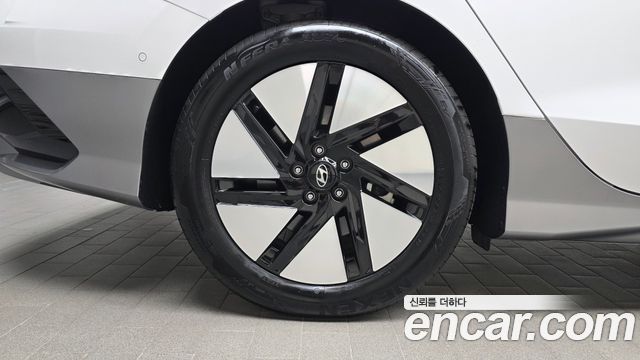 Hyundai Ioniq6 Long Range AWD Prestige — пробег 28 870 км — фото 5 из 5