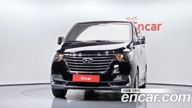 Hyundai Starex Wagon 12-Seater Smart — пробег 79 829 км — фото 3 из 5