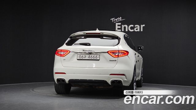 Maserati Levante 3.0 AWD GranSport — пробег 185 300 км — фото 4 из 5