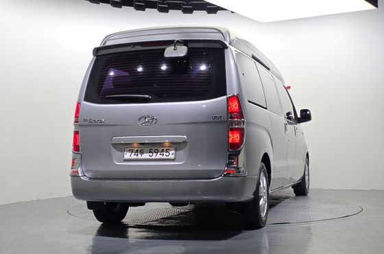 Hyundai Starex Limousine (Special) — пробег 156 765 км — фото 4 из 5