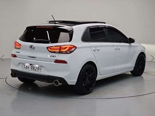 Hyundai i30 1.6 Turbo Sport Premium — пробег 73 928 км — фото 4 из 5