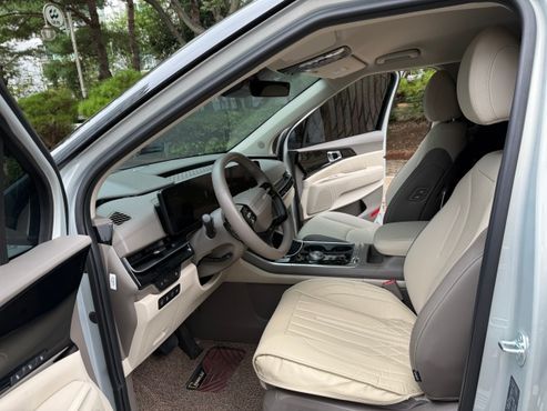 Kia Carnival Gasoline 9-Seater Signature — пробег 8 209 км — фото 5 из 5