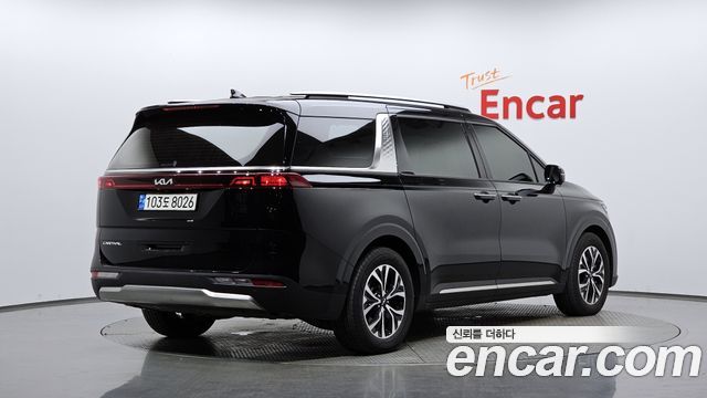 Kia Carnival из Кореи Encar