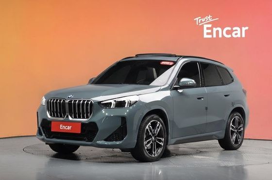 BMW X1 xDrive 20i M Sport — пробег 11 667 км — фото 1 из 5