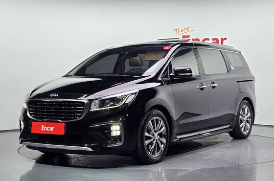 Kia Carnival 9-Seater Noblesse Special — пробег 113 602 км — фото 1 из 5