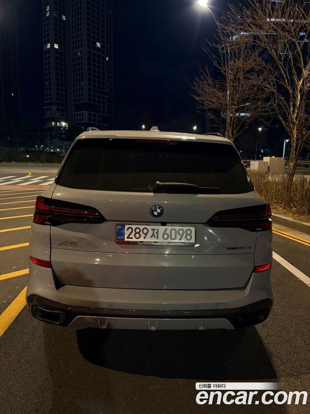 BMW X5 xDrive 50e M Sport — пробег 19 000 км — фото 4 из 5