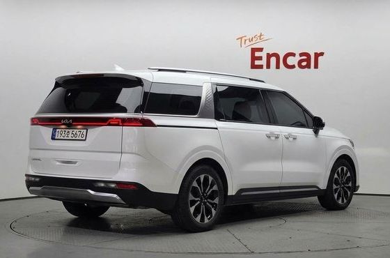 Kia Carnival Gasoline 9-Seater Signature — пробег 59 028 км — фото 2 из 5