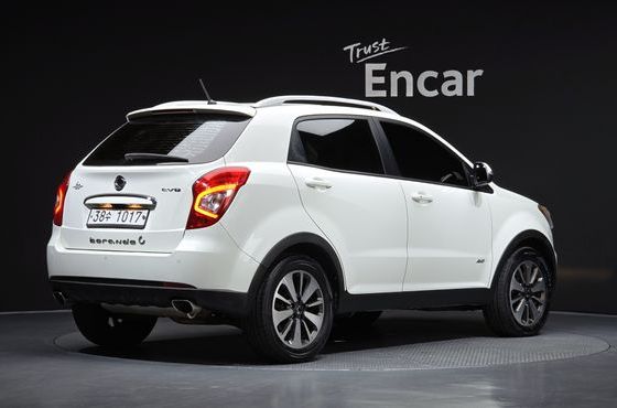 Ssangyong KORANDO 2.0 Adventure 60th Edition 4WD — пробег 109 855 км — фото 2 из 5