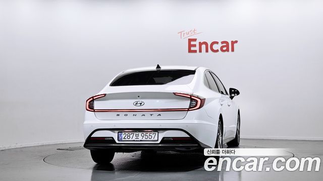 Hyundai Sonata 2.0 Premium — пробег 83 679 км — фото 4 из 5