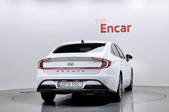 Hyundai Sonata 2.0 Premium — пробег 83 679 км — фото 4 из 5