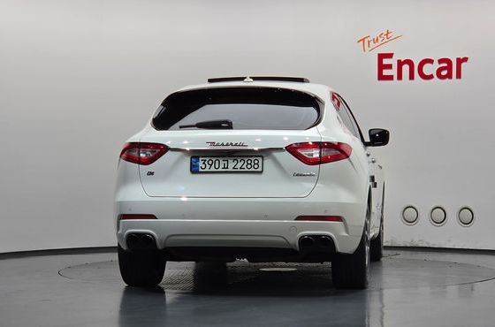Maserati Levante 3.0 AWD GranLusso — пробег 187 814 км — фото 4 из 5