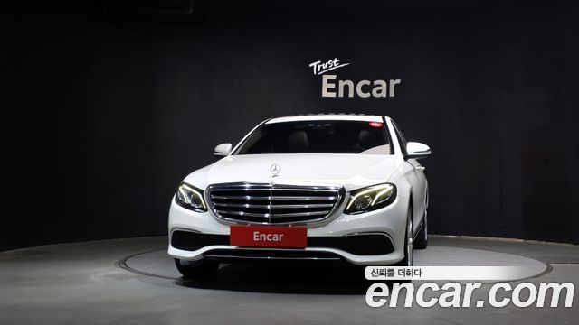 Mercedes-Benz E-Class из Кореи Encar