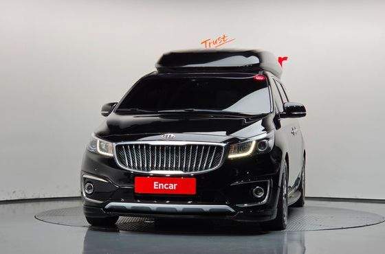Kia Carnival 9-seater Hi-Limousine Noblesse — пробег 118 774 км — фото 3 из 5