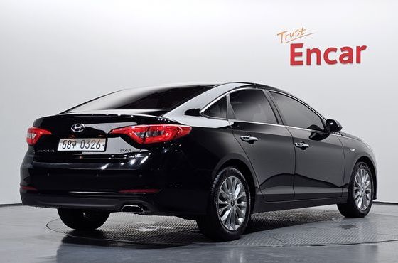 Hyundai Sonata 2.0 Style Special — пробег 31 840 км — фото 2 из 5