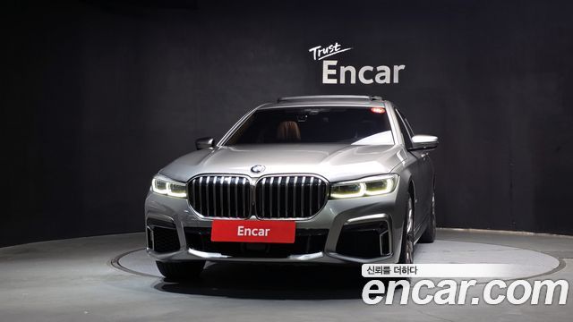 BMW 7-Series M760Li xDrive — пробег 45 318 км — фото 3 из 5