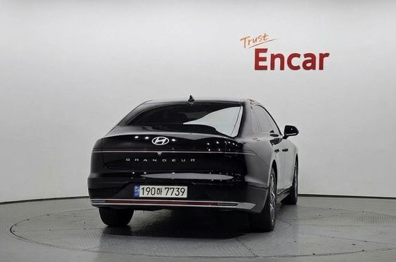 Hyundai Grandeur Premium — пробег 61 824 км — фото 4 из 5