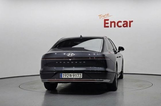 Hyundai Grandeur Premium — пробег 50 028 км — фото 4 из 5