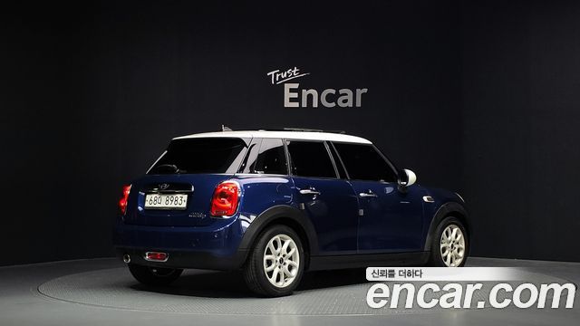 Mini Cooper 5Door HIGH 3rd — пробег 147 778 км — фото 2 из 5