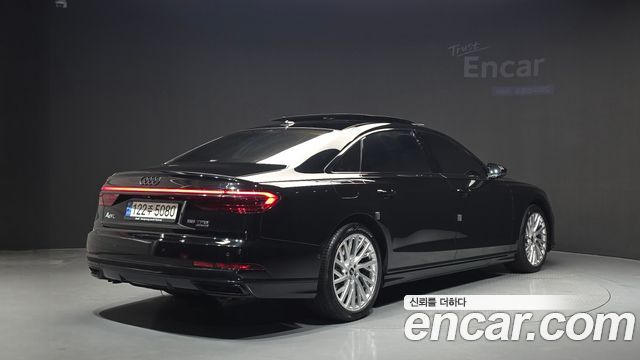 Audi A8 55 TFSI Quattro LWB — пробег 64 806 км — фото 2 из 5