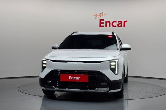 Kia Niro Prestige — пробег 2 271 км — фото 3 из 5