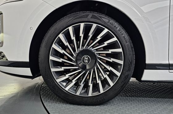 Hyundai Grandeur Calligraphy — пробег 15 724 км — фото 5 из 5
