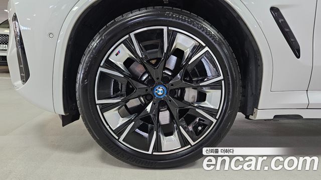 BMW iX3 M Sports — пробег 49 328 км — фото 5 из 5