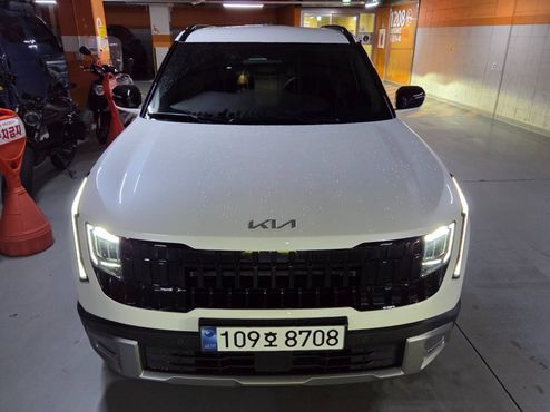 Kia Seltos HEV 1.6 2WD Prestige — пробег 900 км — фото 1 из 5