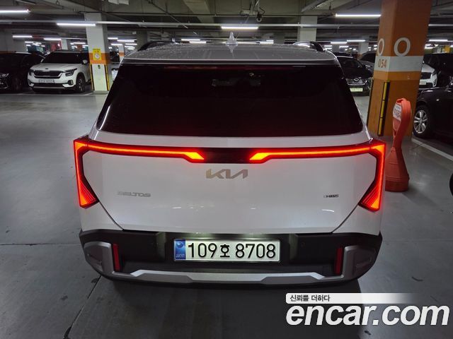 Kia Seltos HEV 1.6 2WD Prestige — пробег 900 км — фото 4 из 5
