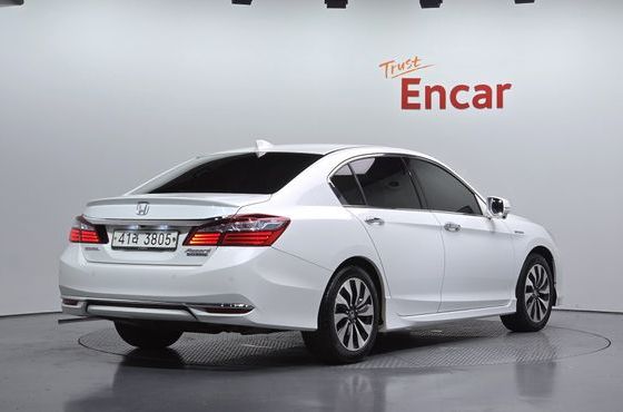 Honda Accord 2.0 Hybrid 9th — пробег 116 026 км — фото 2 из 5