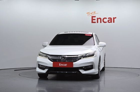 Honda Accord 2.0 Hybrid 9th — пробег 116 026 км — фото 3 из 5