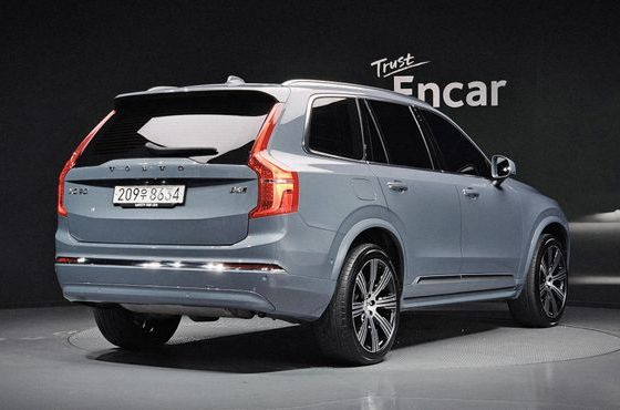 Volvo XC90 B6 Ultimate Bright — пробег 74 259 км — фото 2 из 5