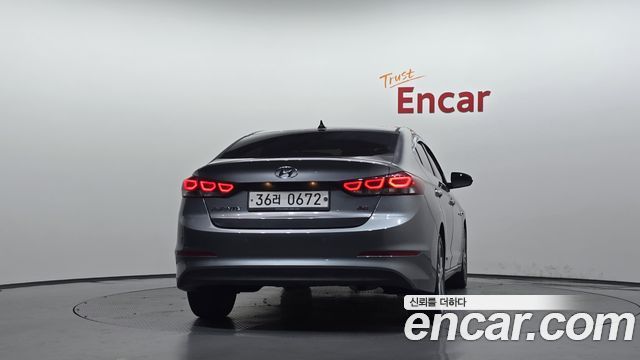 Hyundai AVANTE из Кореи Encar