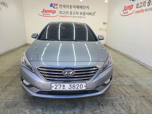 Hyundai Sonata 2.0 Smart — пробег 105 000 км — фото 1 из 5
