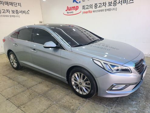 Hyundai Sonata 2.0 Smart — пробег 105 000 км — фото 2 из 5