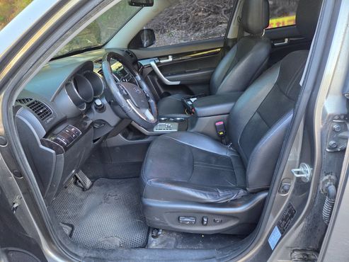 Kia Sorento Diesel 2.0 2WD TLX High-Deluxe — пробег 280 000 км — фото 5 из 5
