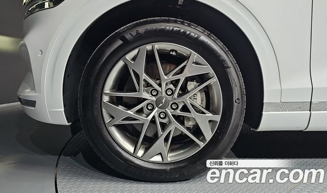 Genesis GV70 из Кореи Encar