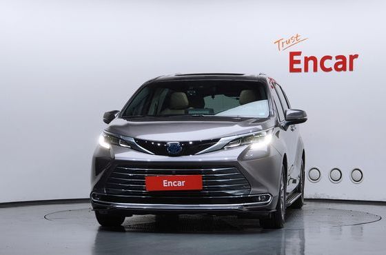 Toyota Sienna 2.5 Hybrid AWD — пробег 94 152 км — фото 3 из 5
