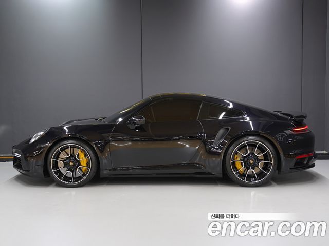 Porsche 911 Turbo S — пробег 7 830 км — фото 2 из 5
