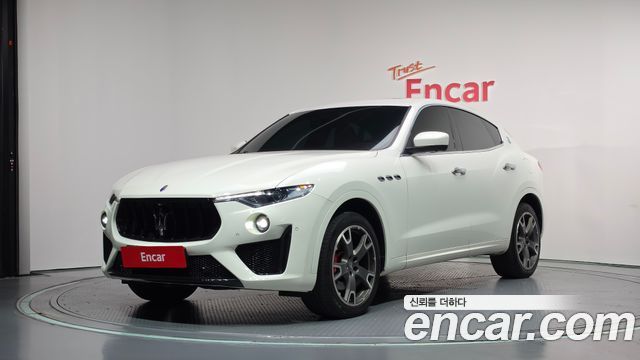 Maserati Levante 3.0 Diesel AWD Sport — пробег 128 800 км — фото 1 из 5