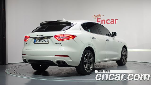 Maserati Levante 3.0 Diesel AWD Sport — пробег 128 800 км — фото 2 из 5